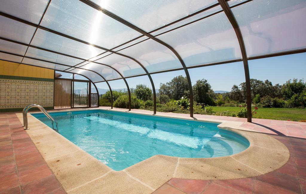 Apartamentos El Jardin Del Poeta Guijo de Granadilla Bilik gambar