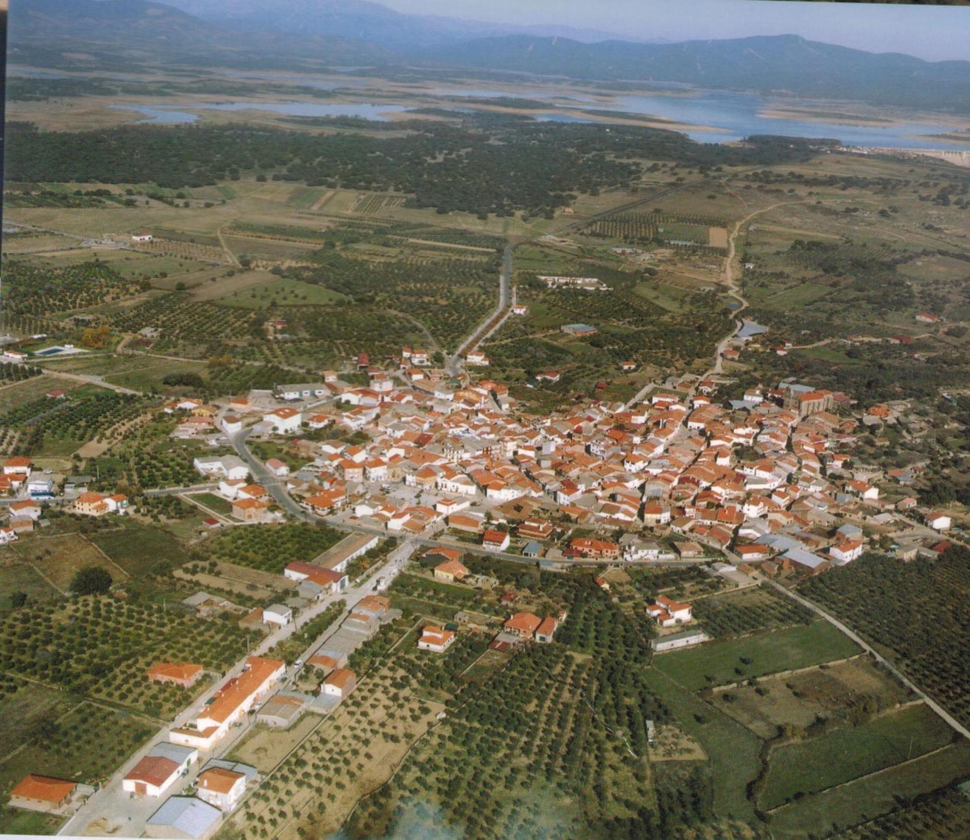 Apartamentos El Jardin Del Poeta Guijo de Granadilla Luaran gambar